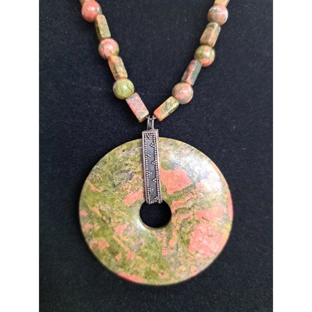 Gemstone Fashion Jewelry Beaded Necklace Natural Unakite With Pendant Silky Cord